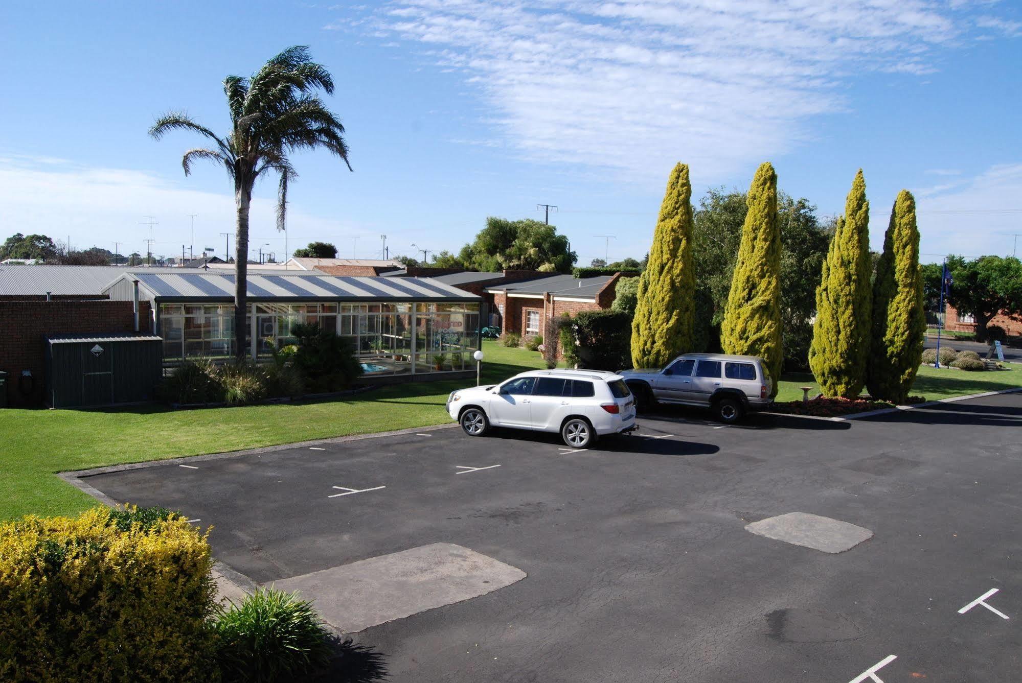 Arkana Motor Inn & Terrace Apartments Mount Gambier Exterior photo